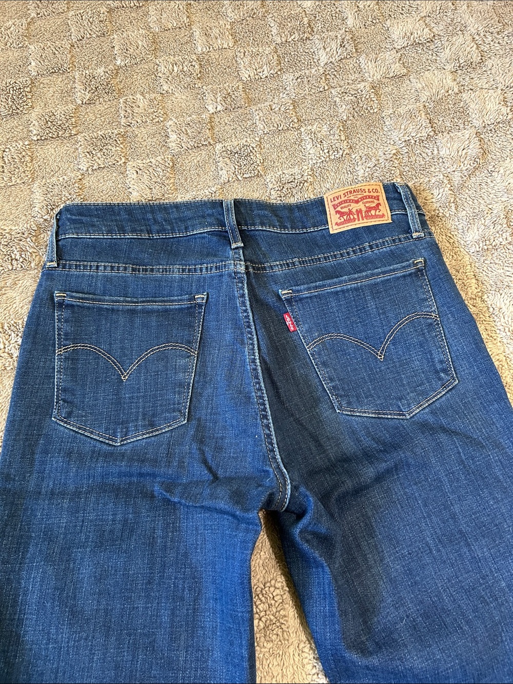 Levi’s 711 Skinny Jeans Women’s Size 29 W29 L30 Dark Wash Mid Rise Stretch Denim